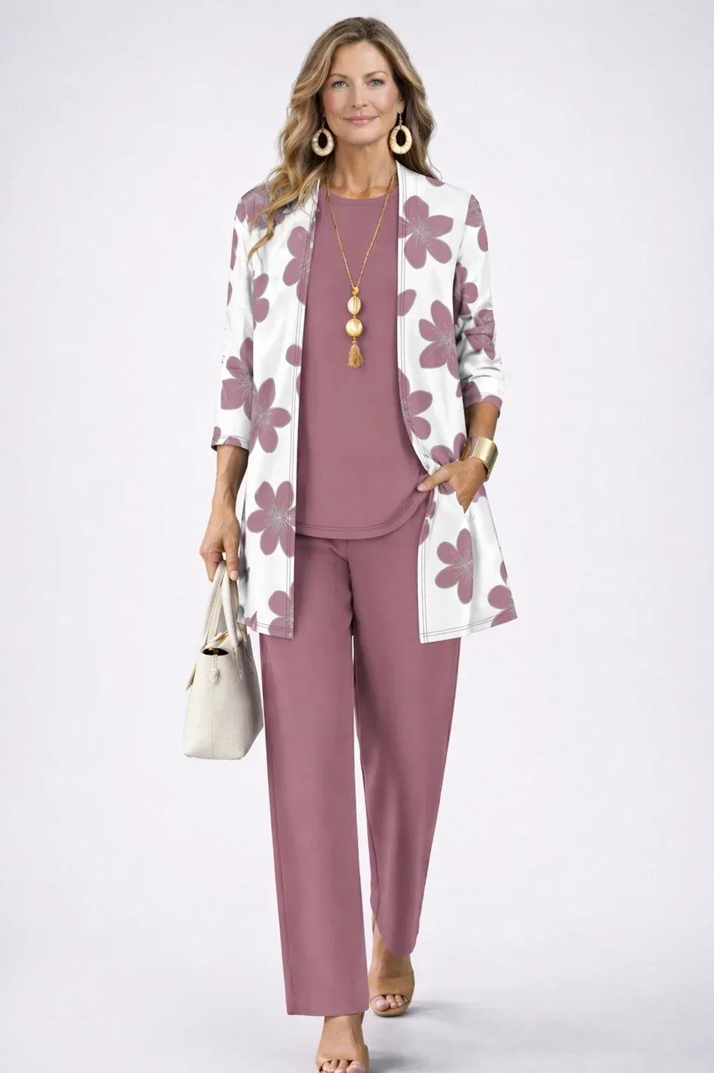 Marianne | Completo tre pezzi rosa cipria floreale