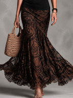 Conjunto retro de top negro de tirantes y falda de malla estampada marrón
