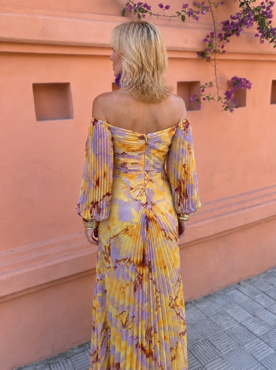 Greta | Abito lungo floreale con scollatura profonda