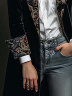 Leontina | Blazer Aderente Stampato Barocco Nero