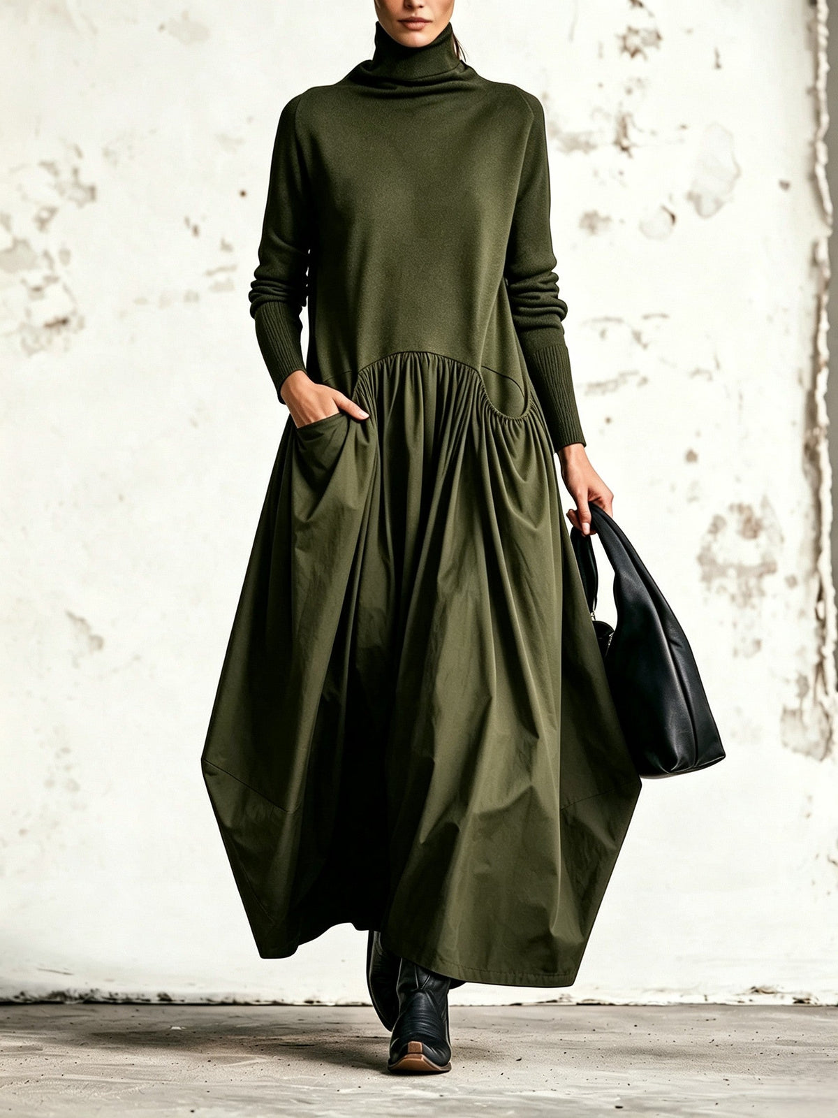 Vittoria | Abito lungo oversize con collo alto e tasche