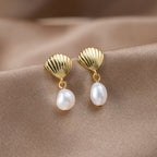 Orecchini in Perla d'Acqua Dolce e Conchiglia d'Oro